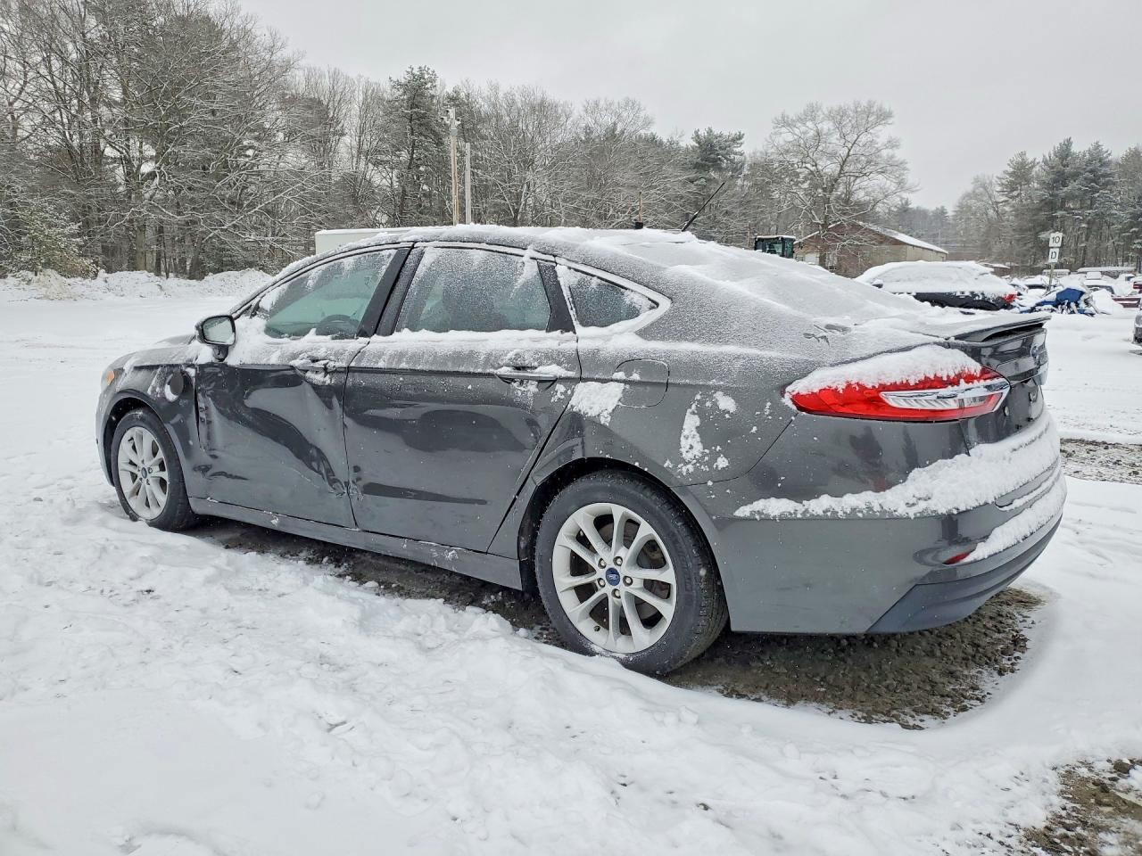2019 FORD FUSION TITANIUM photo 2