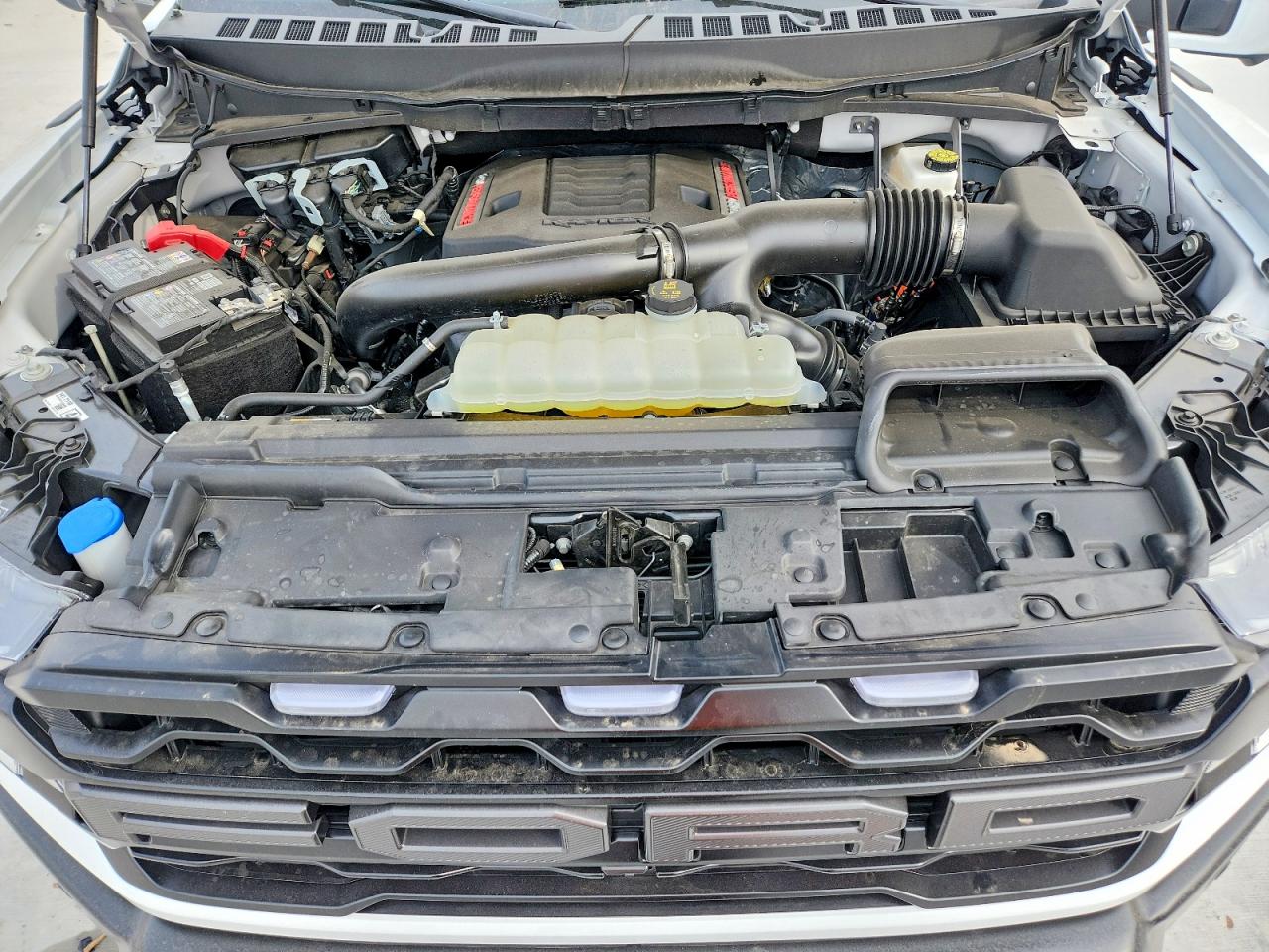 2025 FORD F150 RAPTOR photo 11