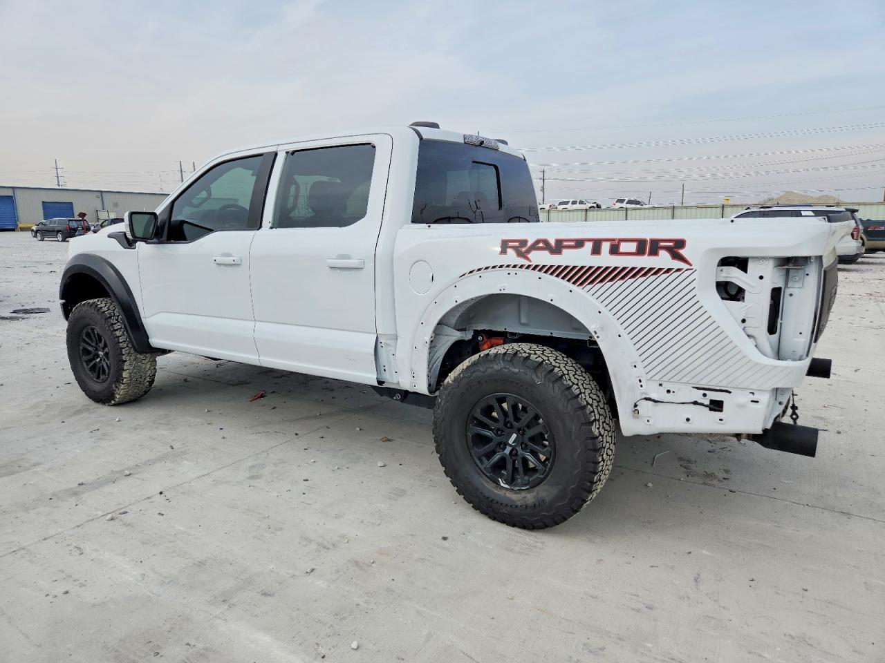 2025 FORD F150 RAPTOR photo 2