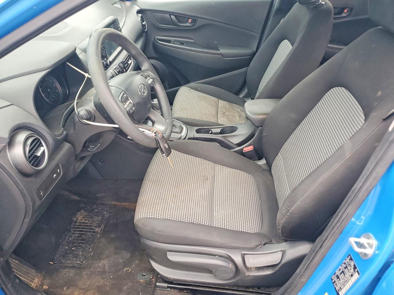 2020 HYUNDAI KONA SE photo 13