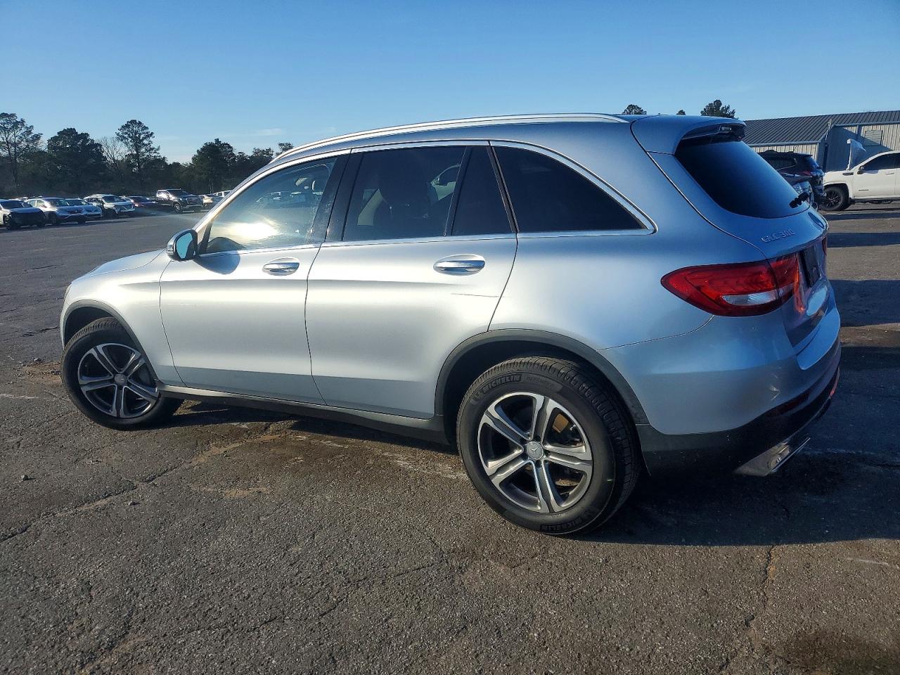 2016 MERCEDES-BENZ GLC 300 photo 3