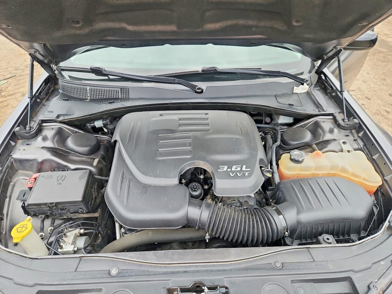 2019 CHRYSLER 300 TOURING photo 30