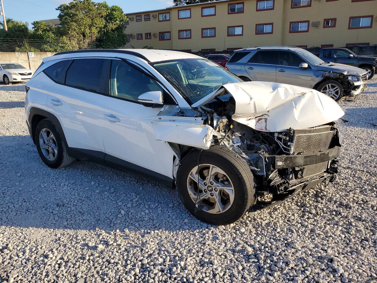 2023 HYUNDAI TUCSON SEL photo 4