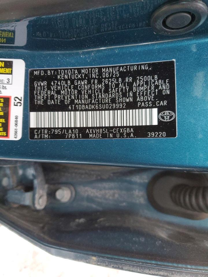 2025 TOYOTA CAMRY XLE photo 25