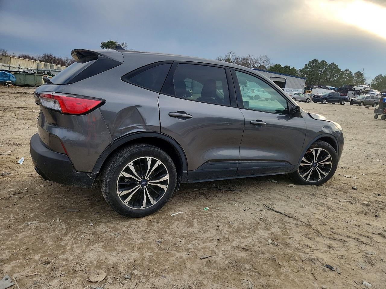 2022 FORD ESCAPE SE photo 5