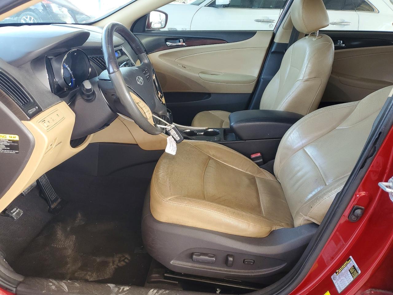 2013 HYUNDAI SONATA SE photo 7