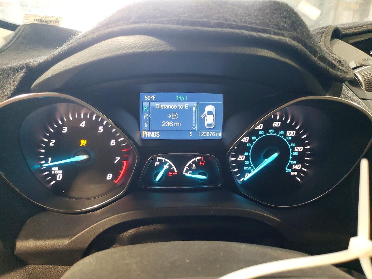 2016 FORD ESCAPE SE photo 17