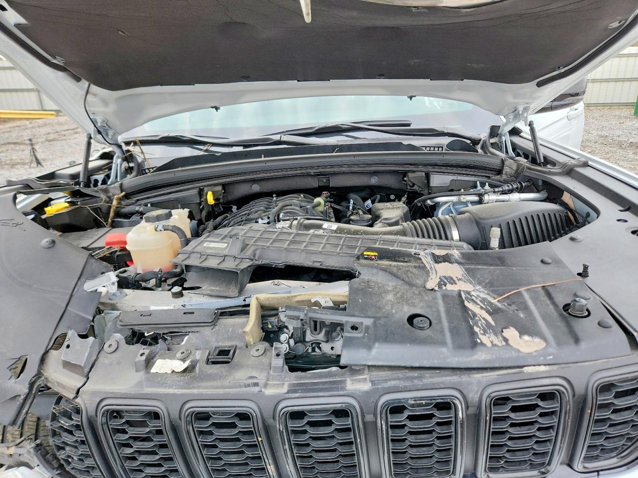 2024 JEEP GRAND CHEROKEE L LIMITED photo 23