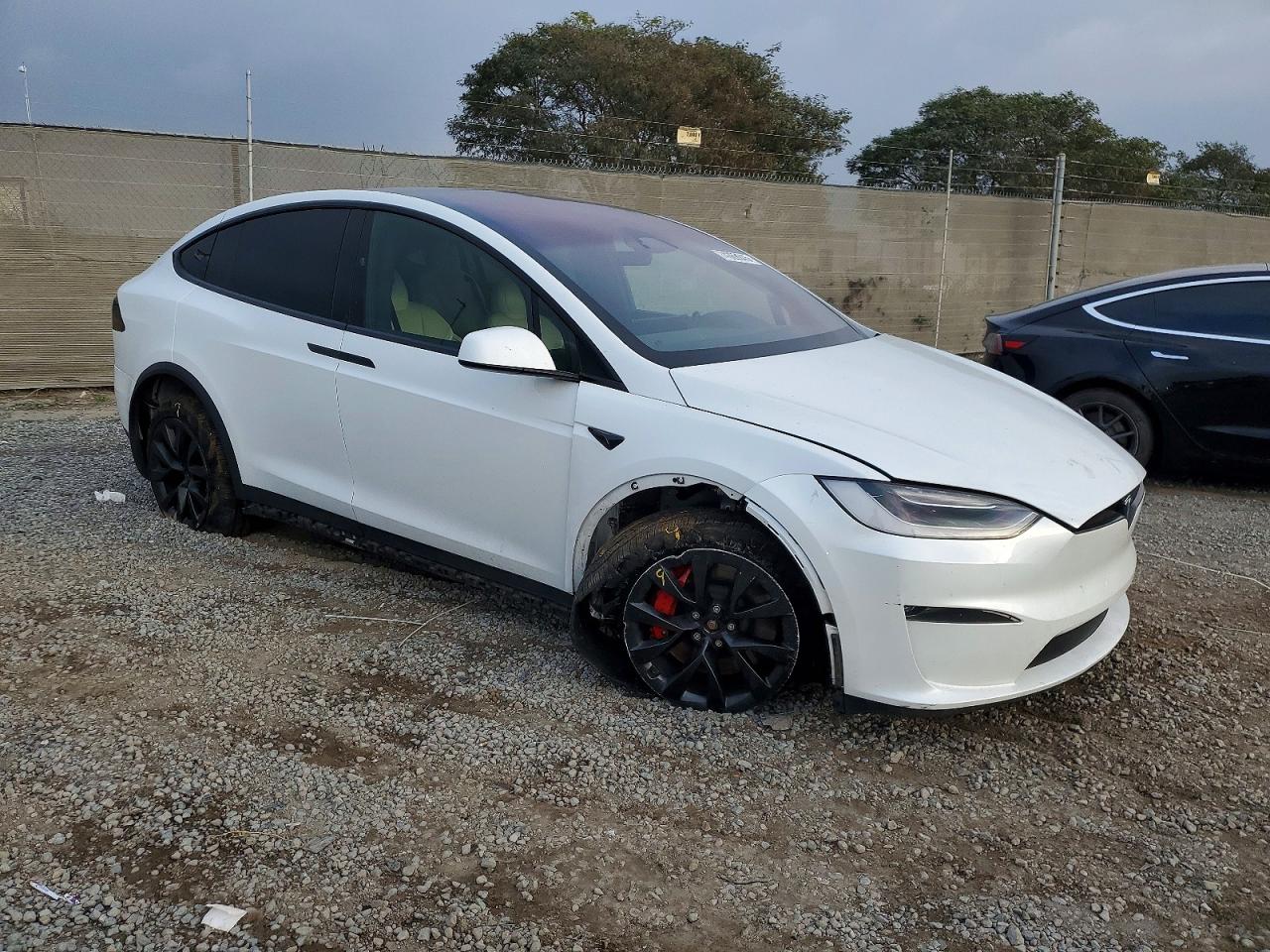 2023 TESLA MODEL X photo 7