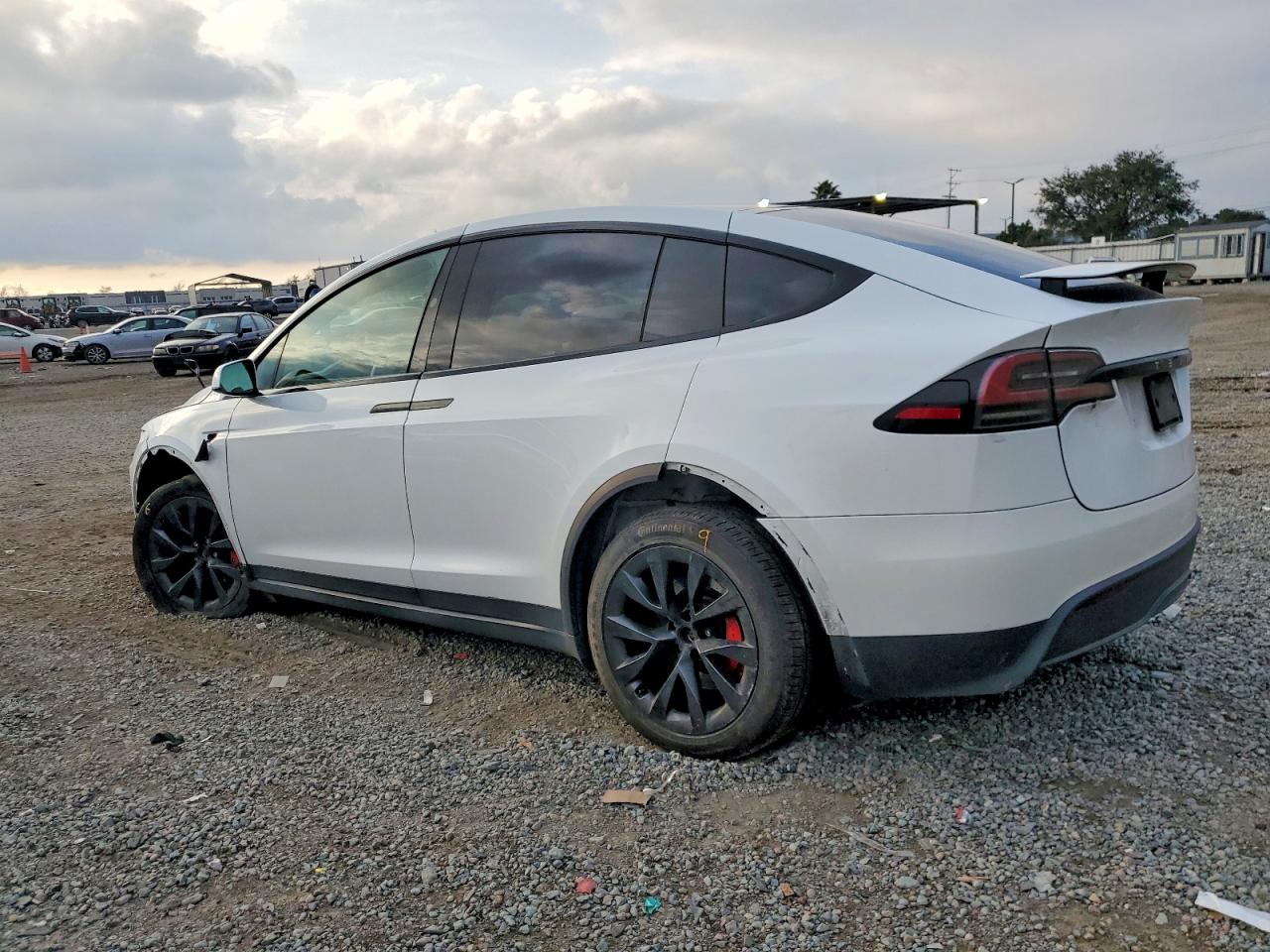 2023 TESLA MODEL X photo 3