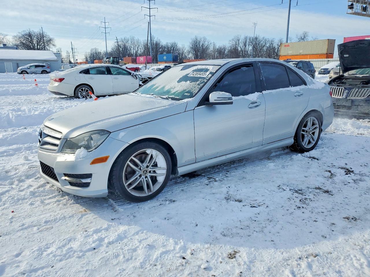 2013 MERCEDES-BENZ C