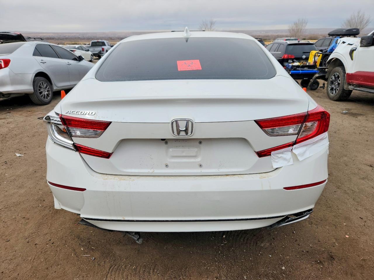 2018 HONDA ACCORD EX photo 16