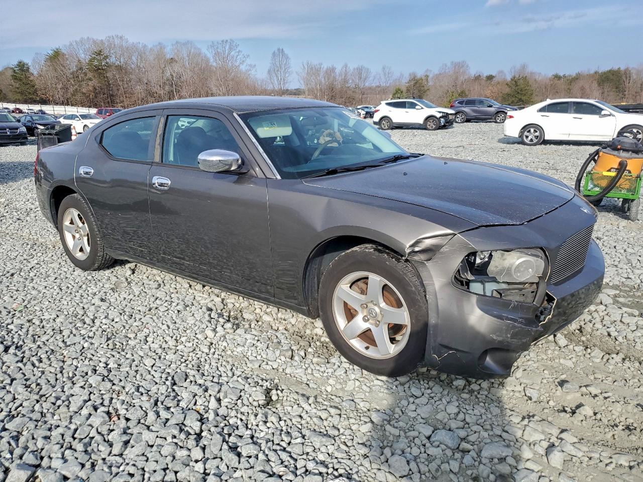 2010 DODGE CHARGER photo 4