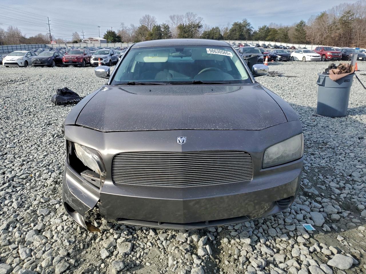 2010 DODGE CHARGER photo 5