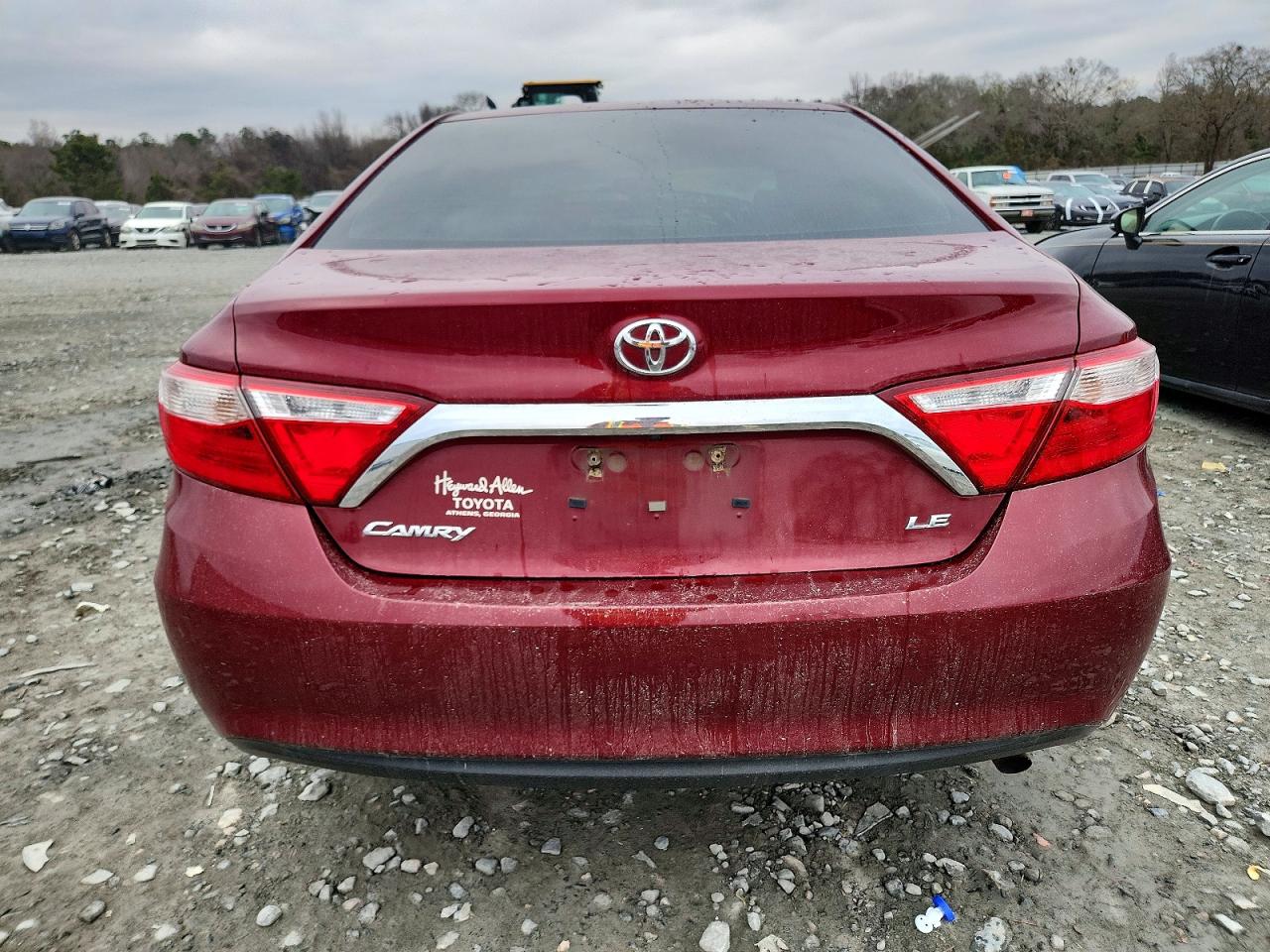2017 TOYOTA CAMRY LE photo 16