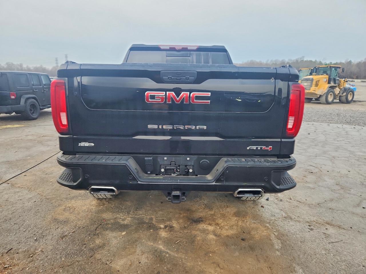 2021 GMC SIERRA K1500 AT4 photo 11