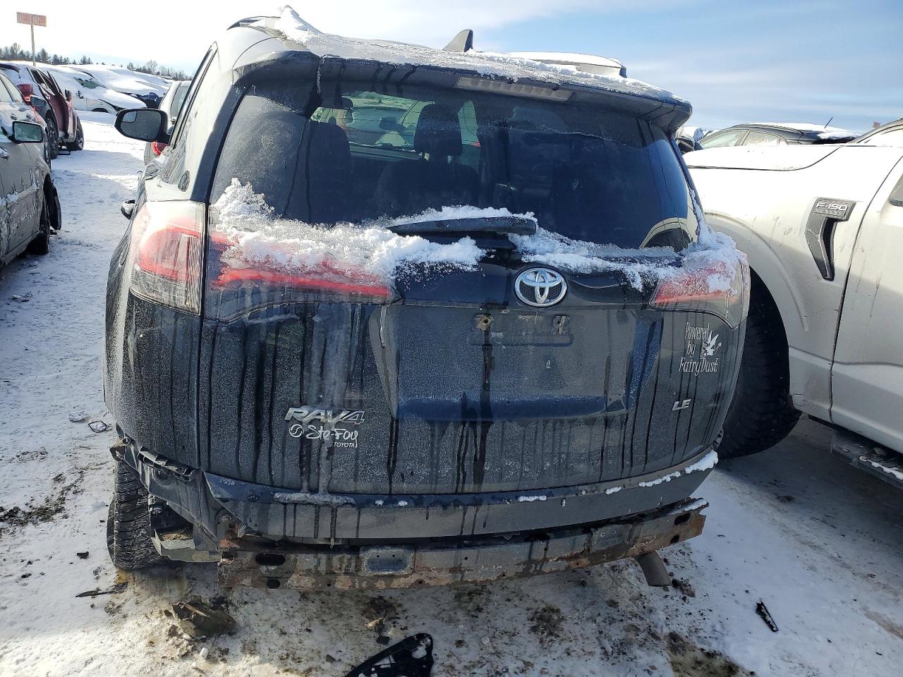 2018 TOYOTA RAV4 LE photo 11