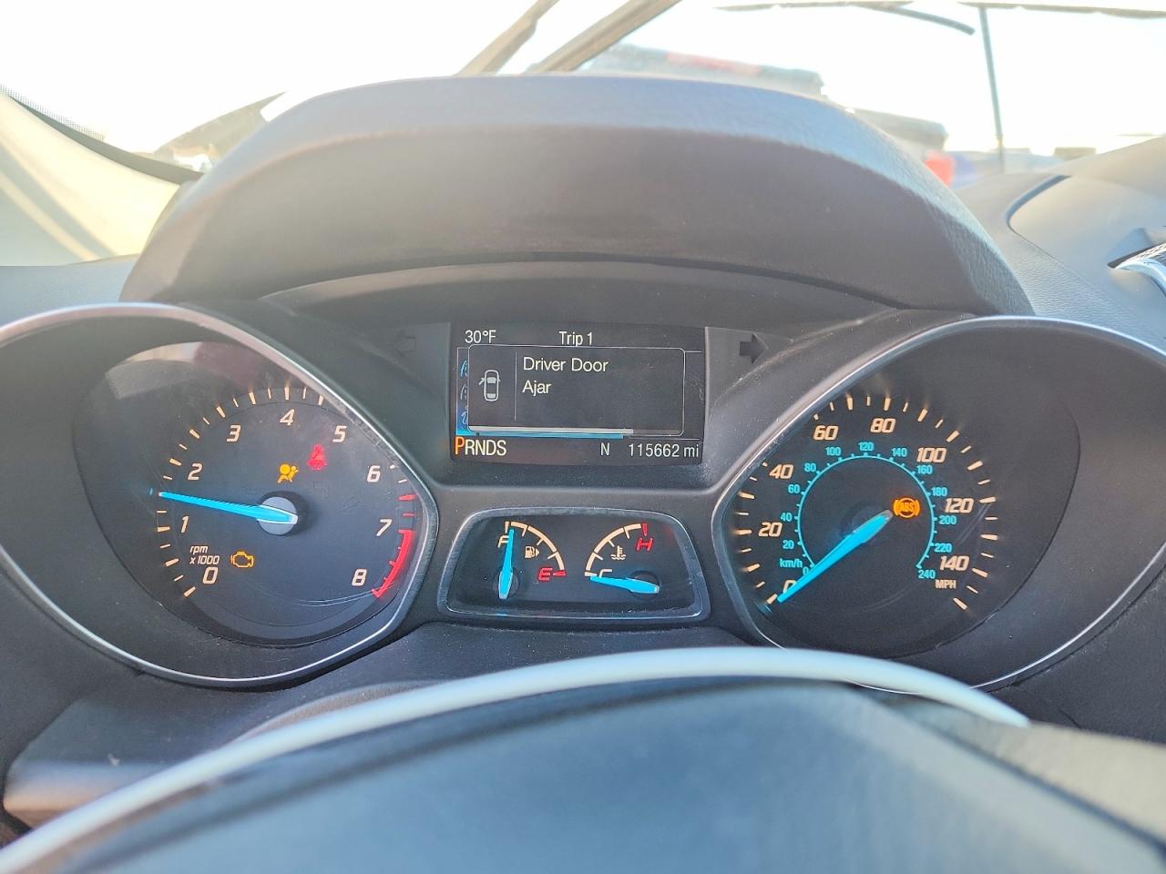 2016 FORD ESCAPE SE photo 17