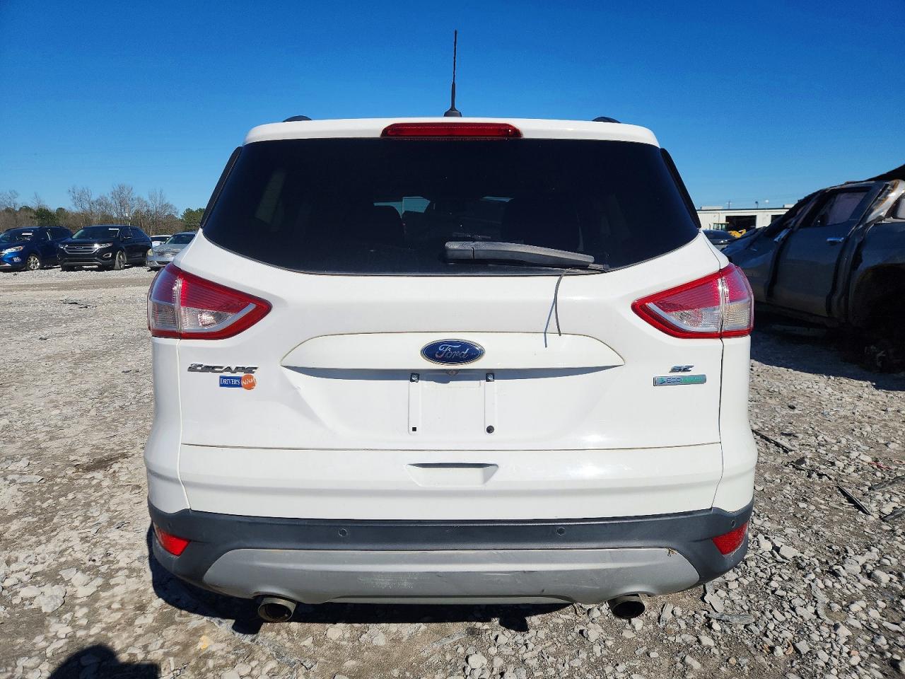 2016 FORD ESCAPE SE photo 11