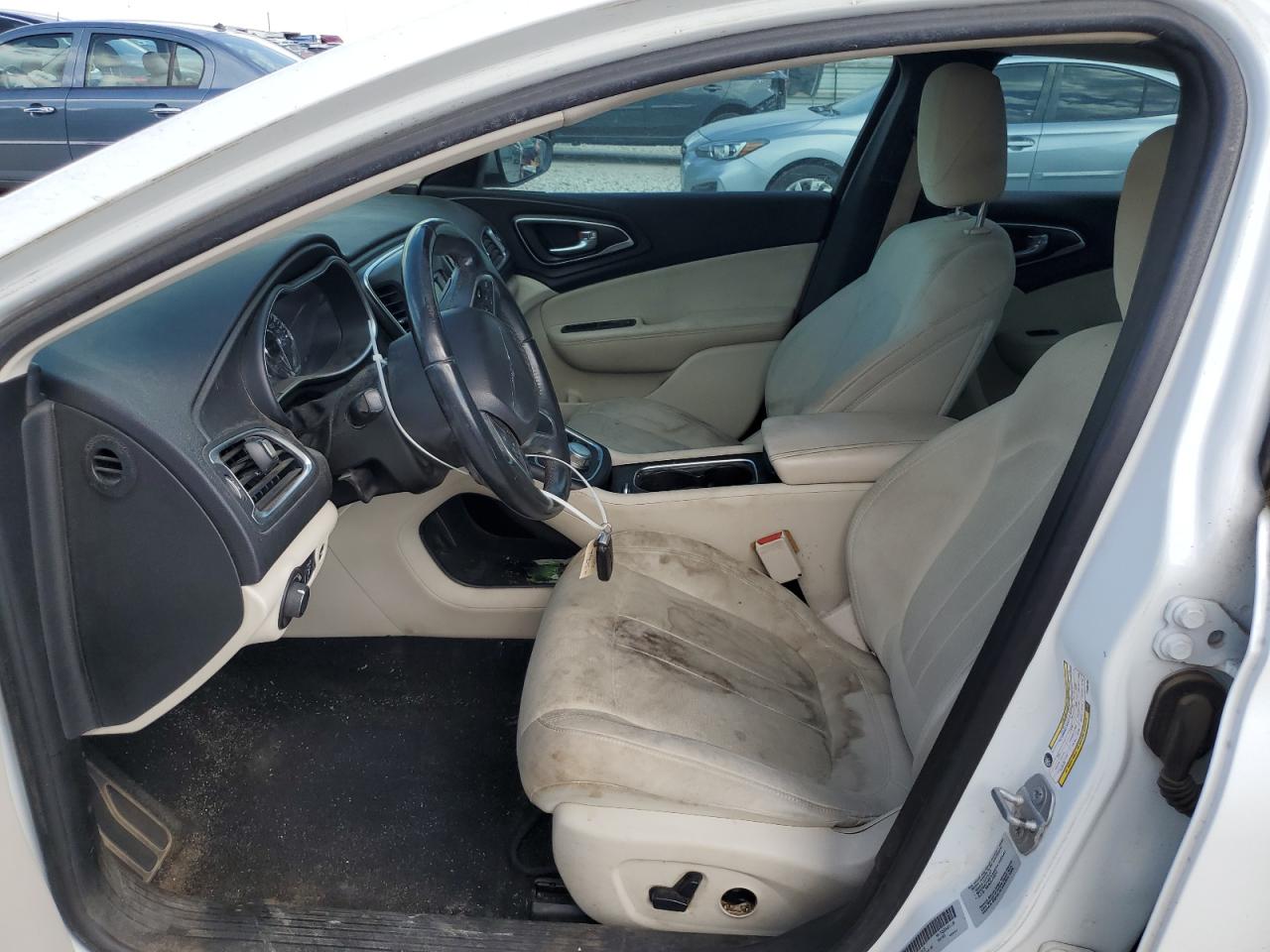 2015 CHRYSLER 200 LIMITED photo 7