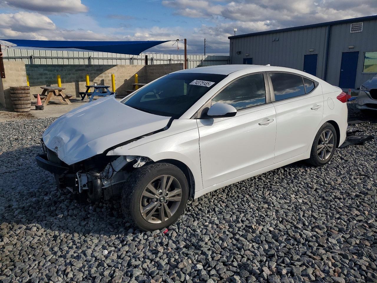 2017 HYUNDAI ELANTRA