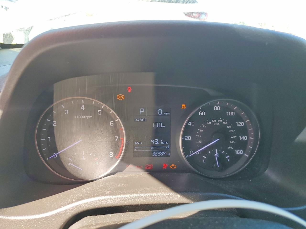 2017 HYUNDAI ELANTRA SE photo 9