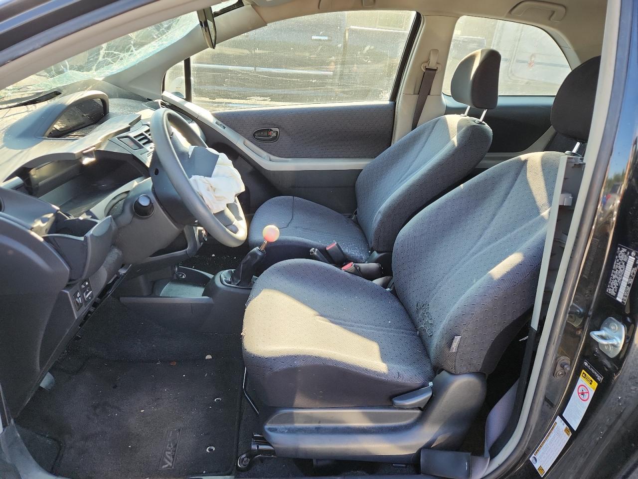 2009 TOYOTA YARIS photo 19