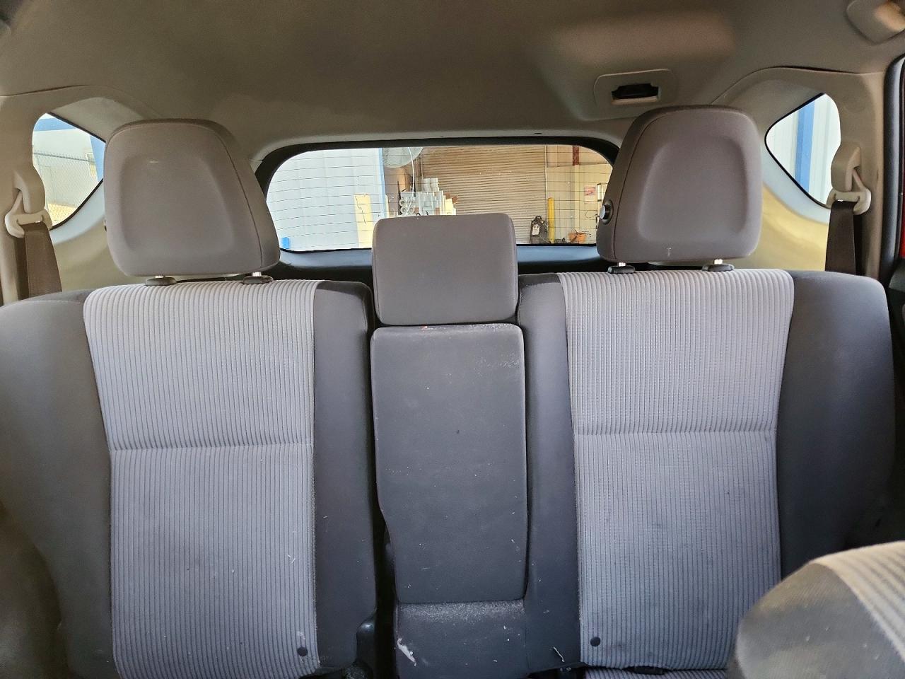 2014 TOYOTA RAV4 LE photo 19