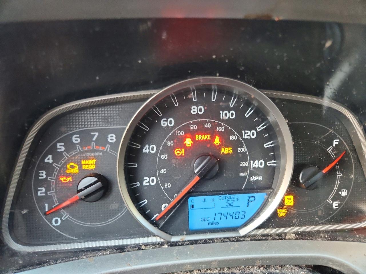 2014 TOYOTA RAV4 LE photo 17