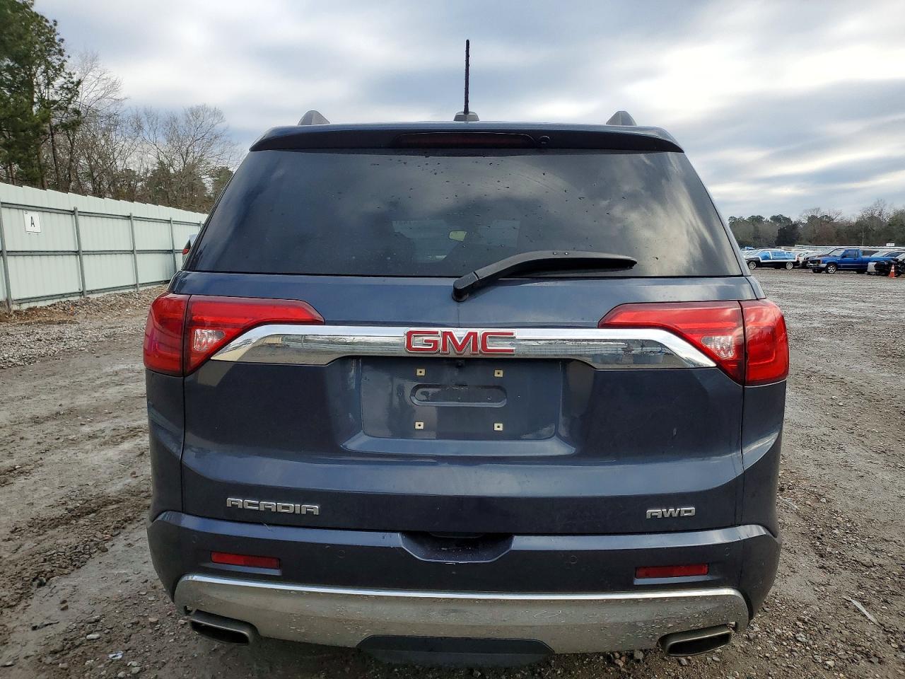 2019 GMC ACADIA DENALI photo 6