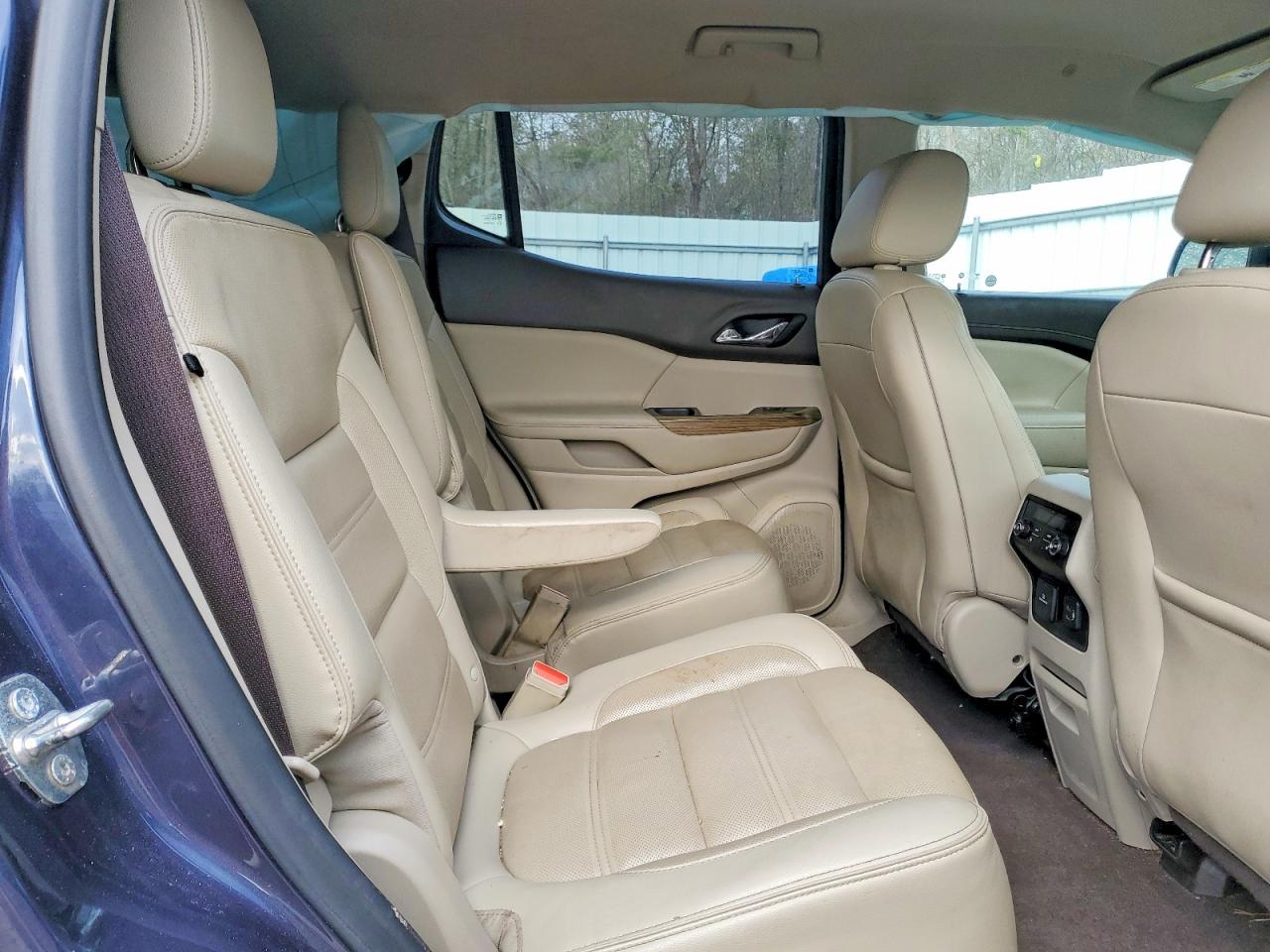 2019 GMC ACADIA DENALI photo 11
