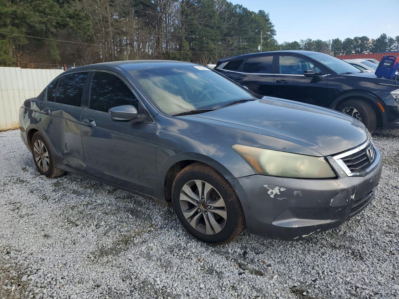 2010 HONDA ACCORD LX photo 4