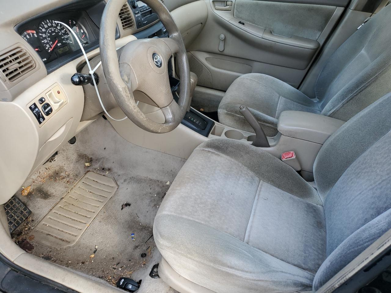 2004 TOYOTA COROLLA CE photo 7
