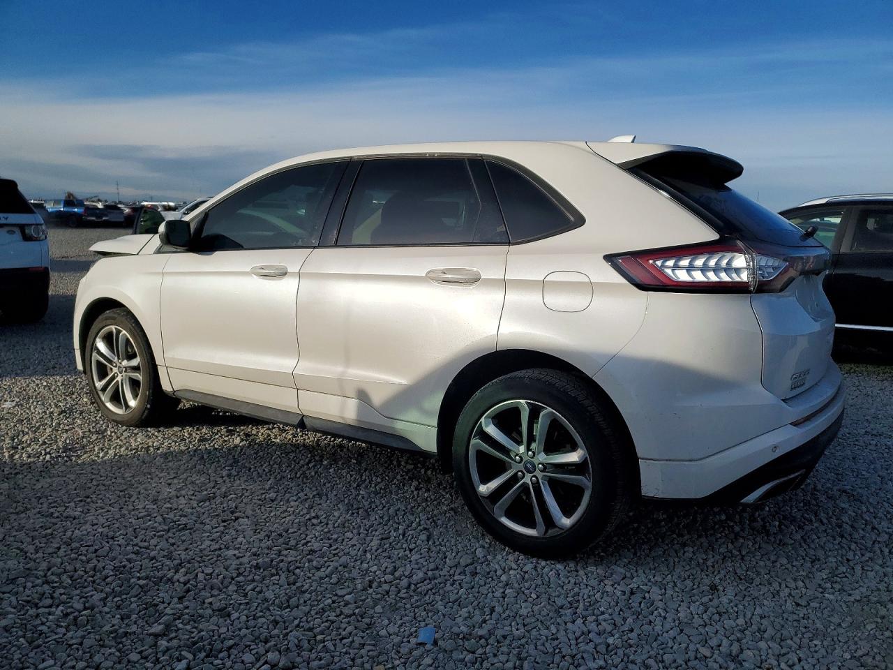 2015 FORD EDGE SPORT photo 2