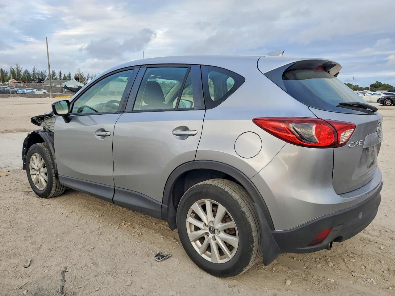 2015 MAZDA CX-5 SPORT photo 4
