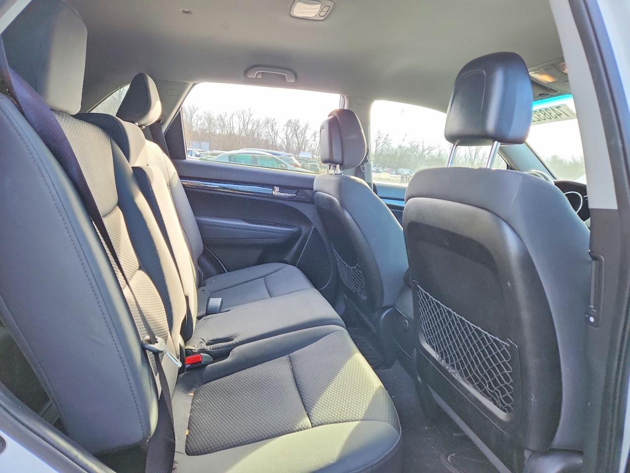 2013 KIA SORENTO LX photo 21