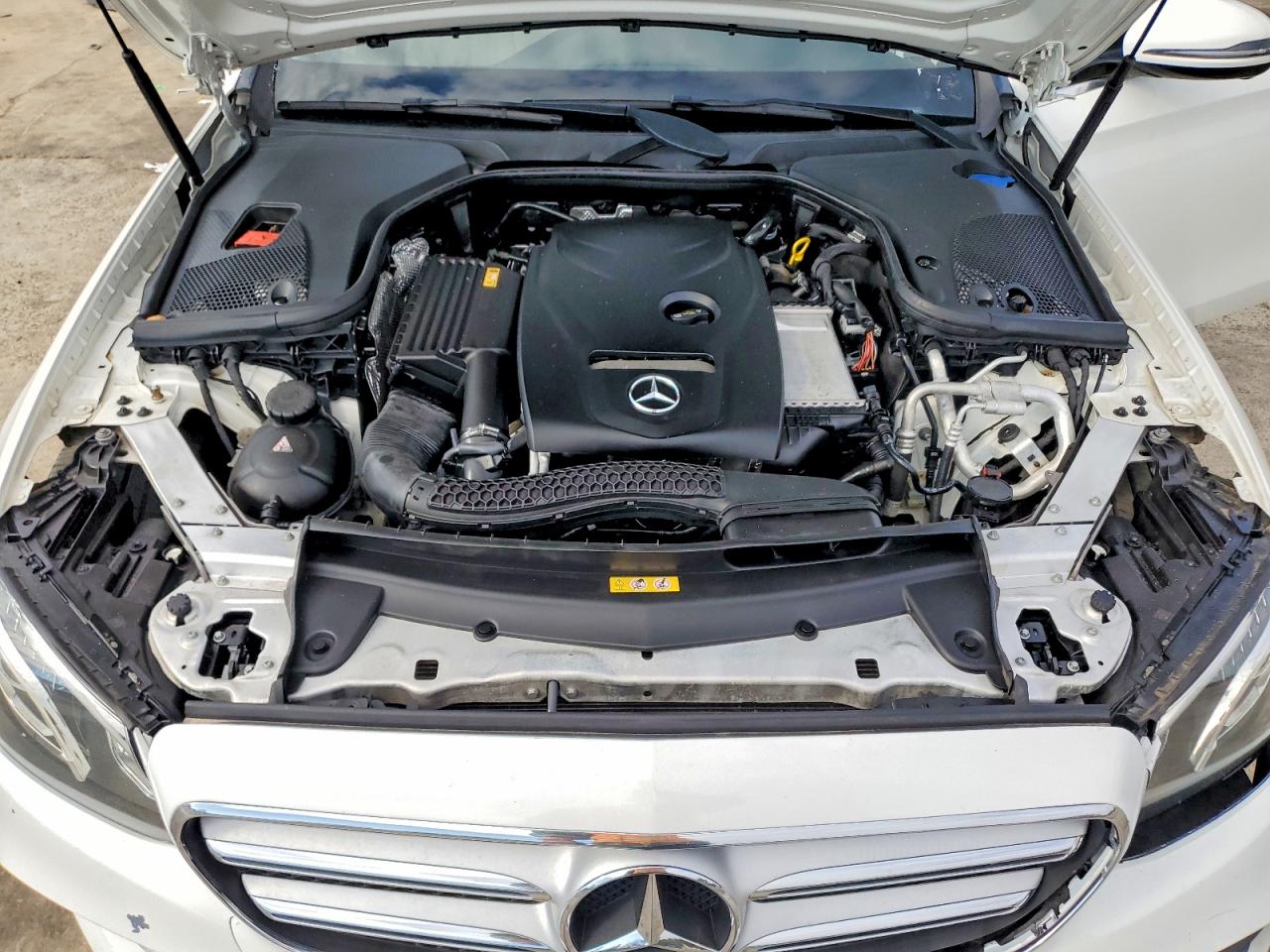 2017 MERCEDES-BENZ E 300 photo 21