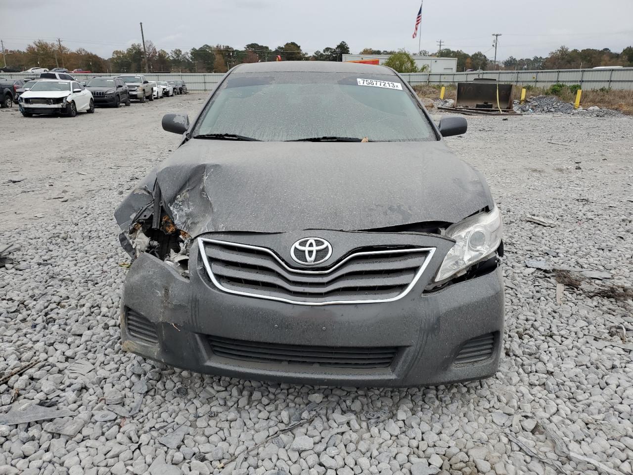 2011 TOYOTA CAMRY BASE photo 5