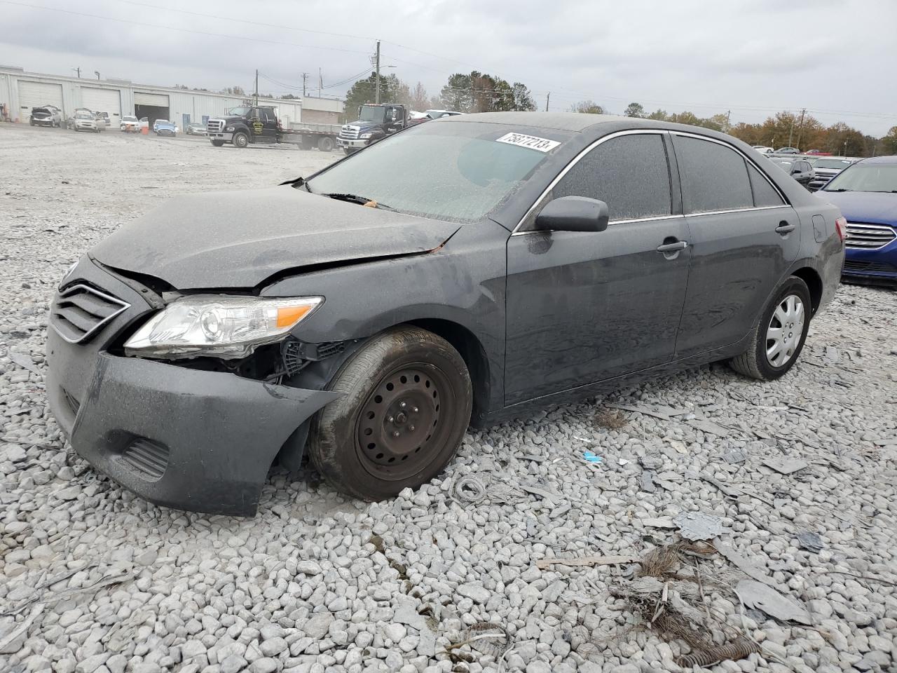 2011 TOYOTA CAMRY