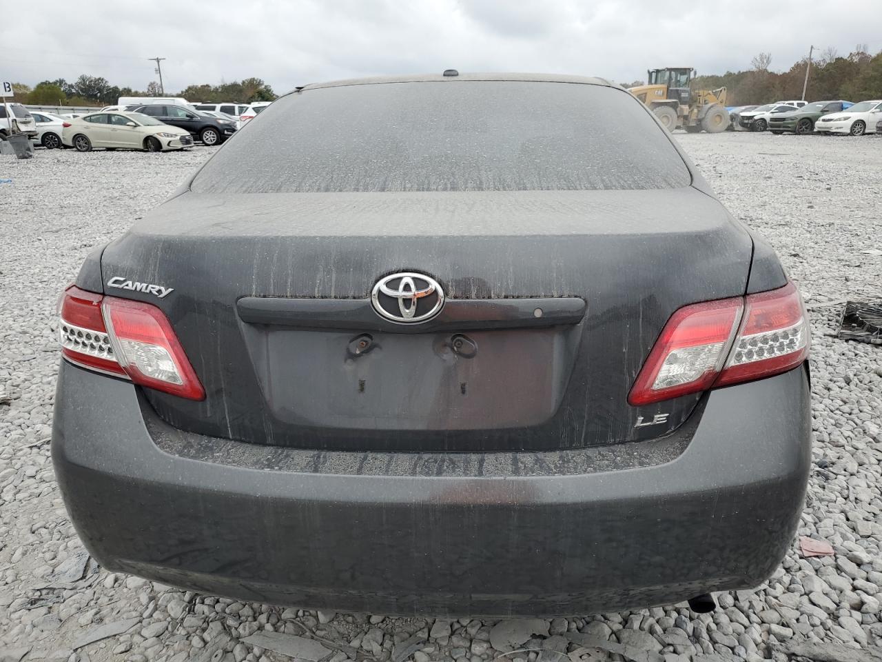 2011 TOYOTA CAMRY BASE photo 6