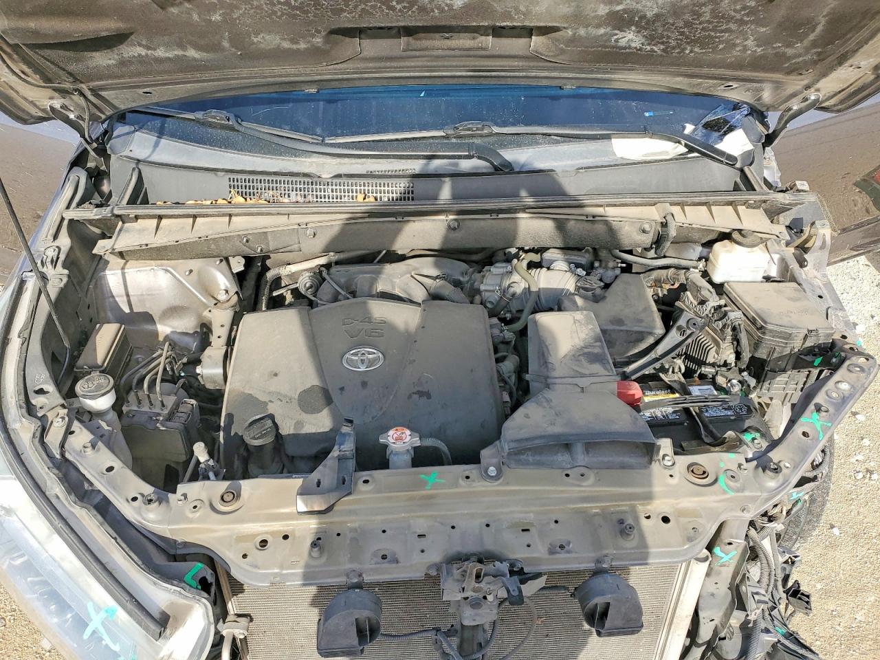 2019 TOYOTA HIGHLANDER photo 23