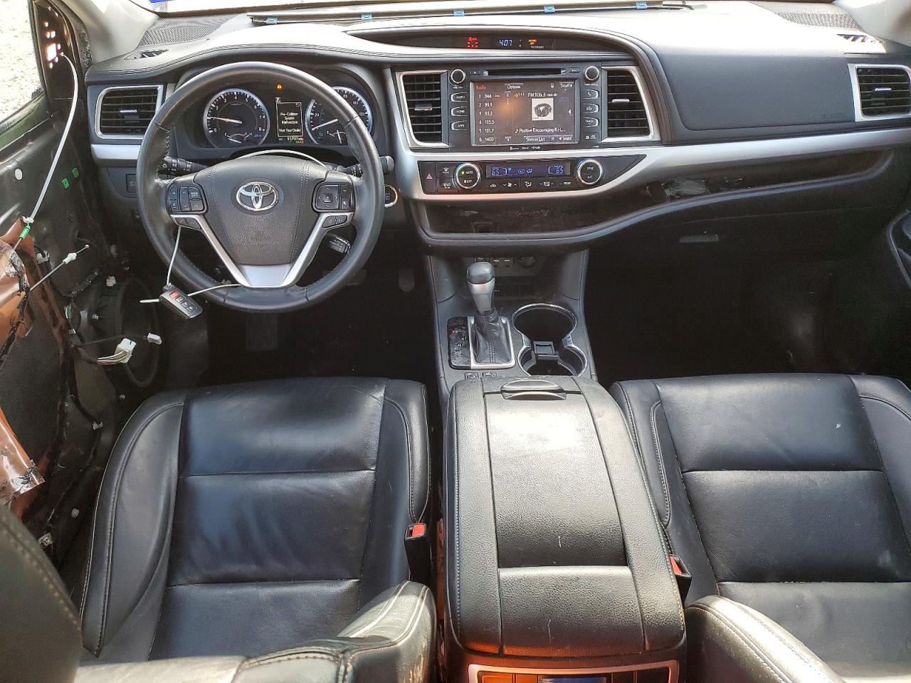 2019 TOYOTA HIGHLANDER photo 15