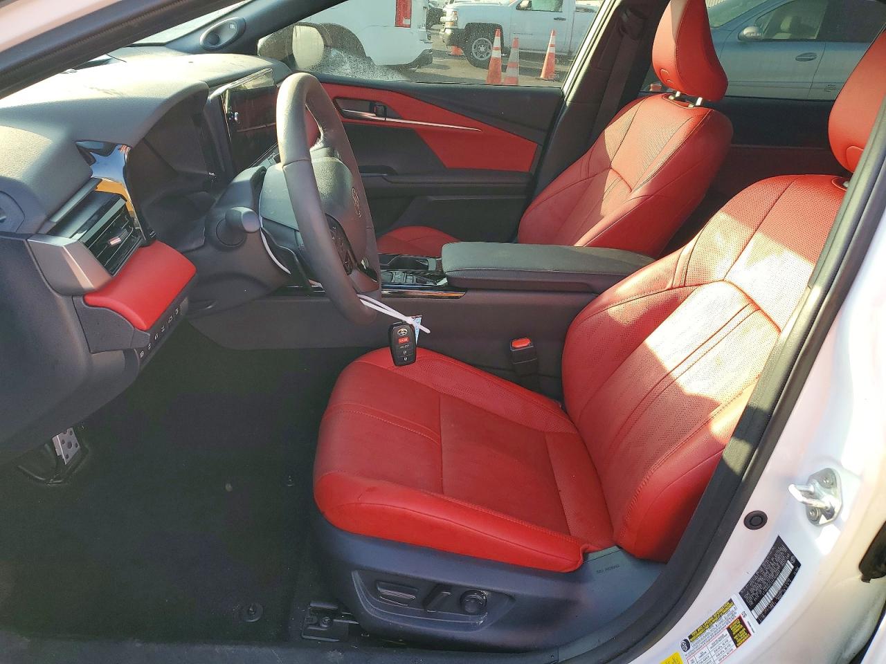 2025 TOYOTA CAMRY XSE photo 7