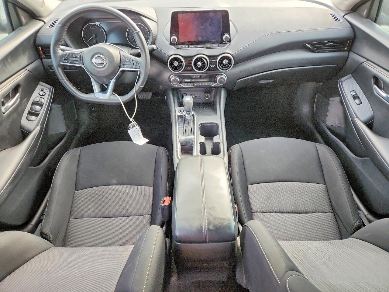 2024 NISSAN SENTRA SV photo 8