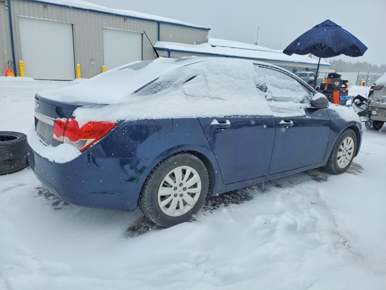 2011 CHEVROLET CRUZE LS photo 5