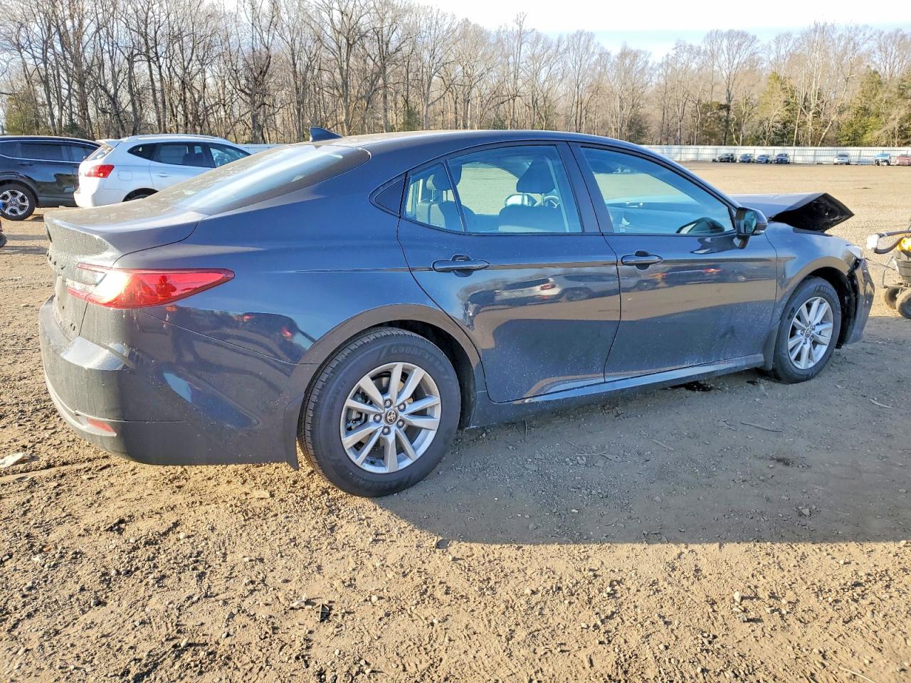 2025 TOYOTA CAMRY photo 3