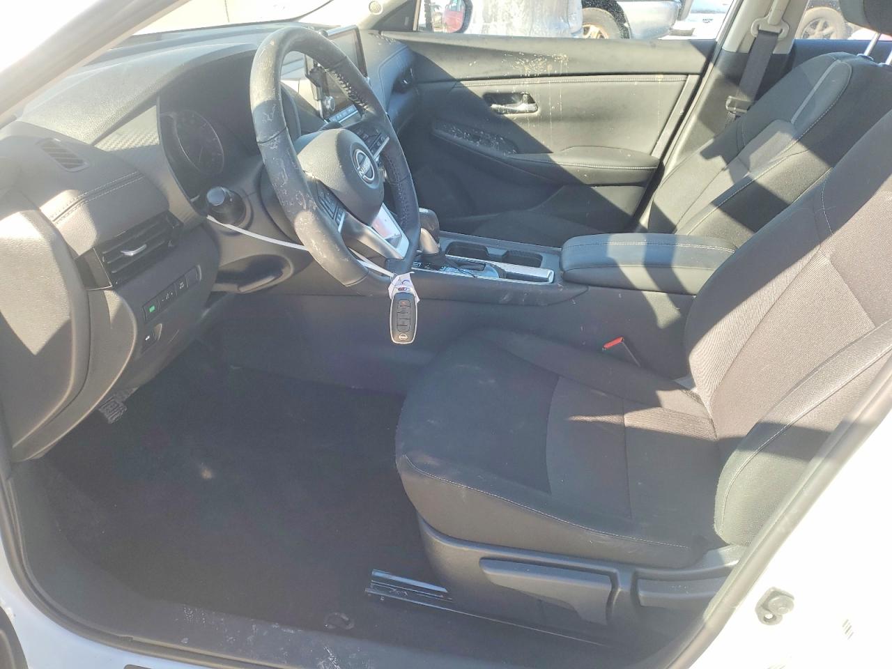 2025 NISSAN SENTRA SV photo 13