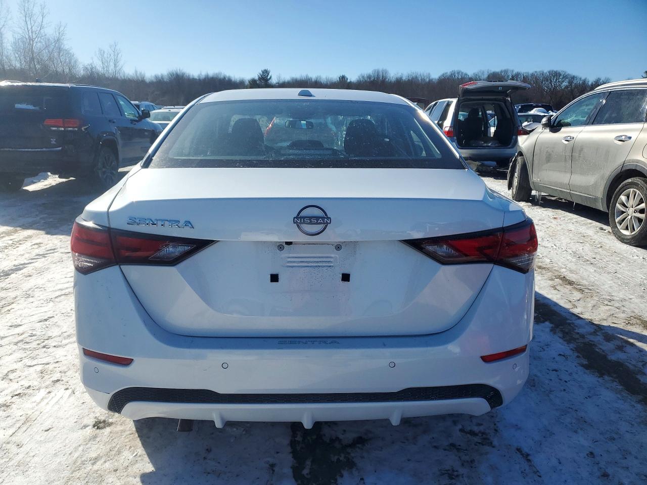 2025 NISSAN SENTRA SV photo 11