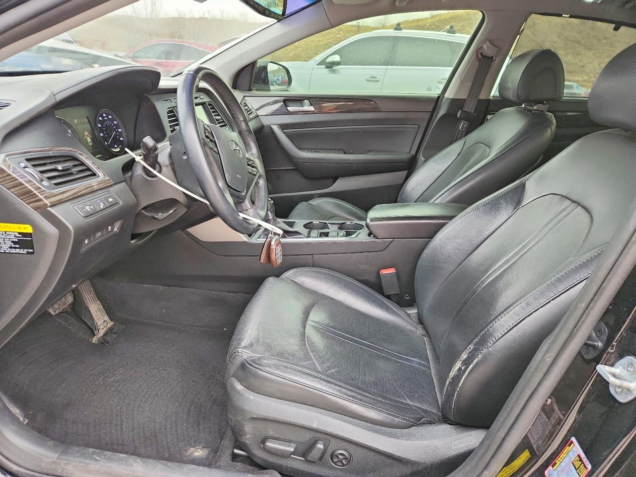 2015 HYUNDAI SONATA SPORT photo 13