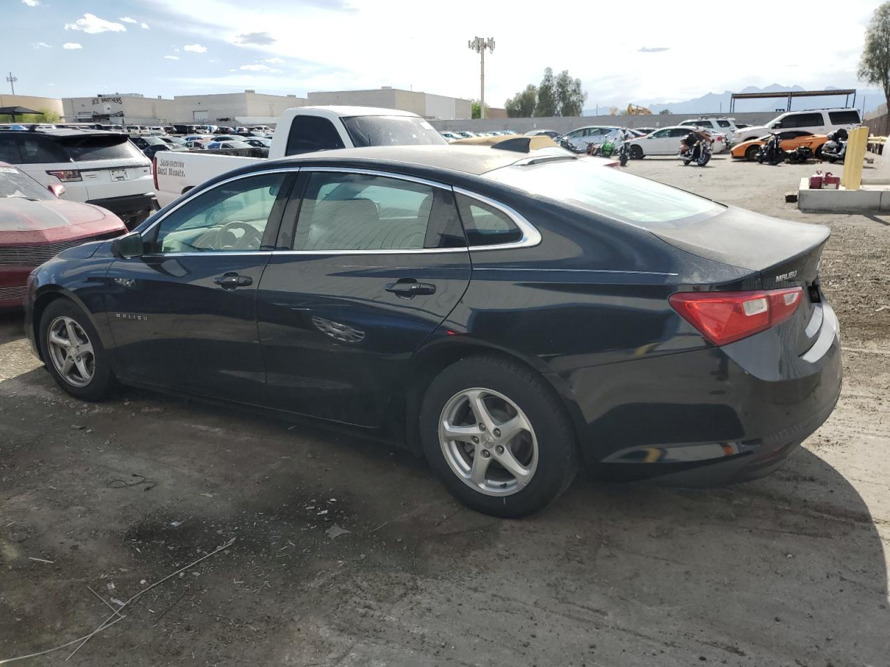 2016 CHEVROLET MALIBU LS photo 4